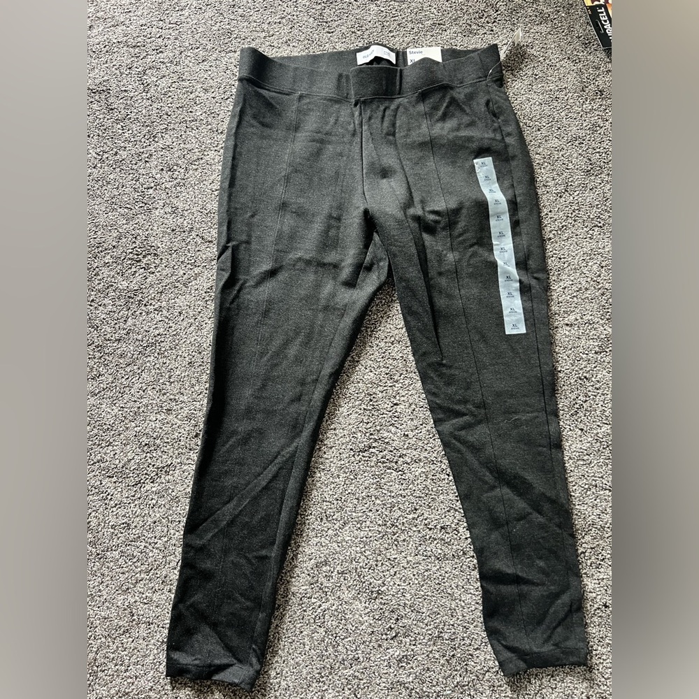 Woman’s old navy “Stevie” gray pant NWT XL